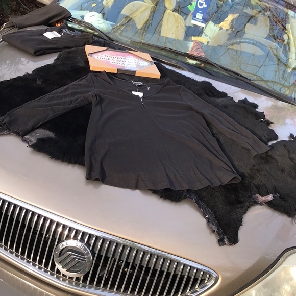 NWT BabyStyle Petite Maternity 3/4 Length Sleeve Tee Hook & Eye Sleeve Close P - Picture 11 of 14